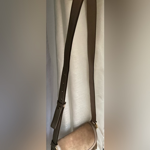 Michael Kors Crossbody Dunn Suede Saddle bag - Picture 13 of 13
